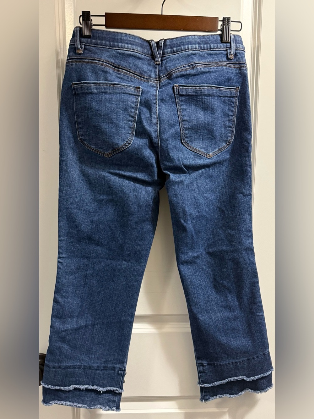 Democracy Women’s Double Layer Fray Hem Stud Jeans 2P - Picture 4 of 9